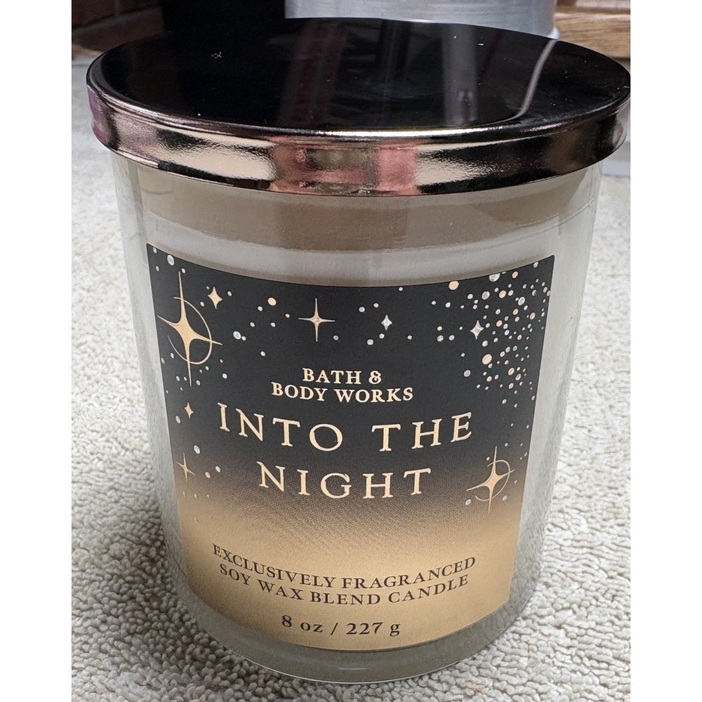 White Barn Into The Night Single Wick Candle 8oz